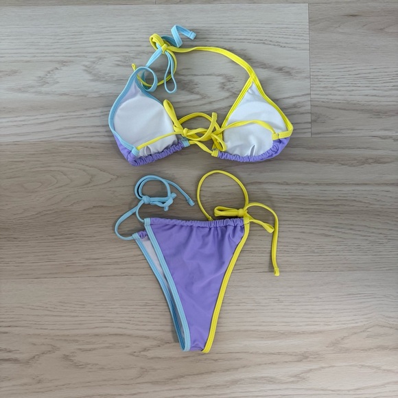 Bikini Set - Picture 2 of 2